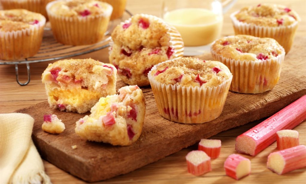 Rhubarb and Custard Muffins Recipe